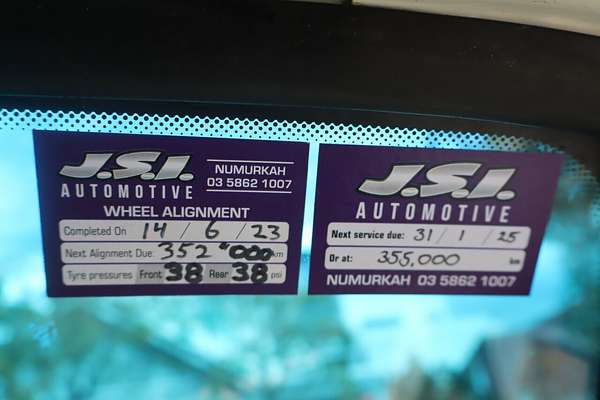 2000 Toyota HiAce SBV LWB RCH22R