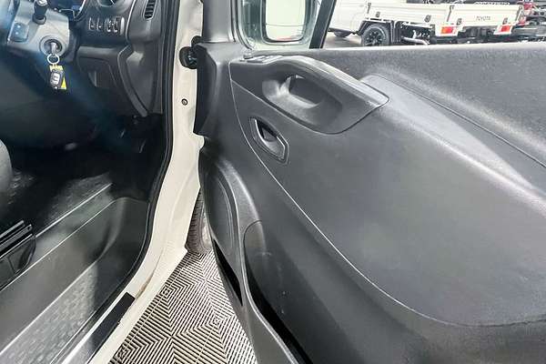 2020 Mitsubishi Express GLX SN LWB