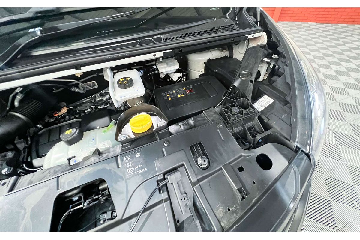 2020 Mitsubishi Express GLX SN LWB