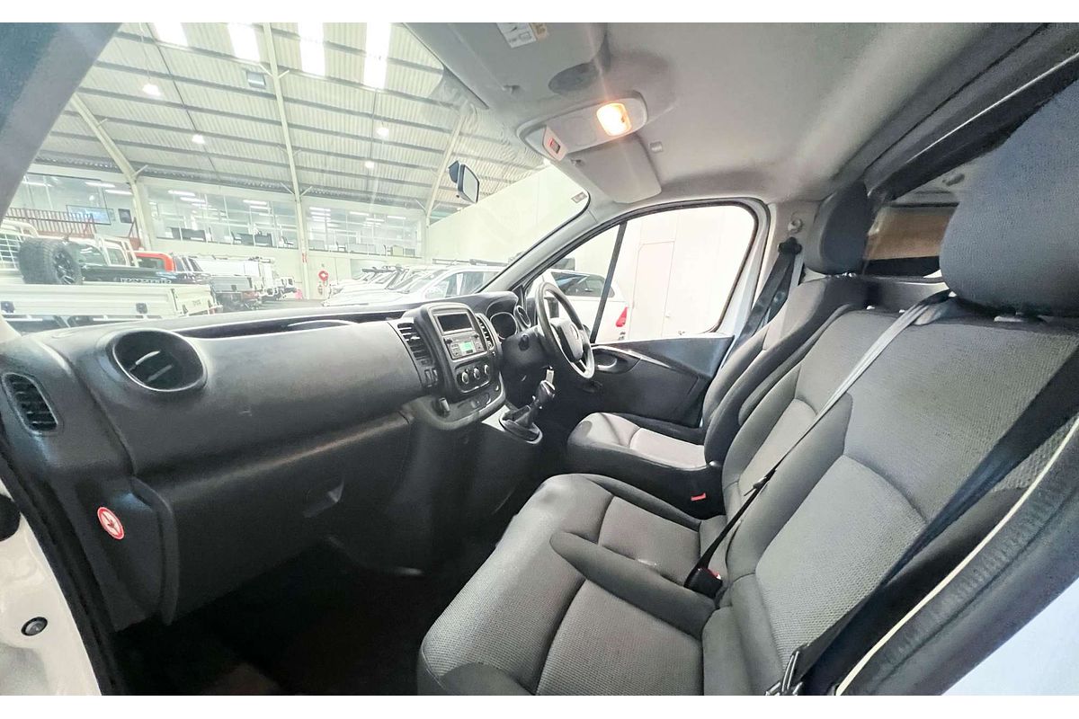 2020 Mitsubishi Express GLX SN LWB