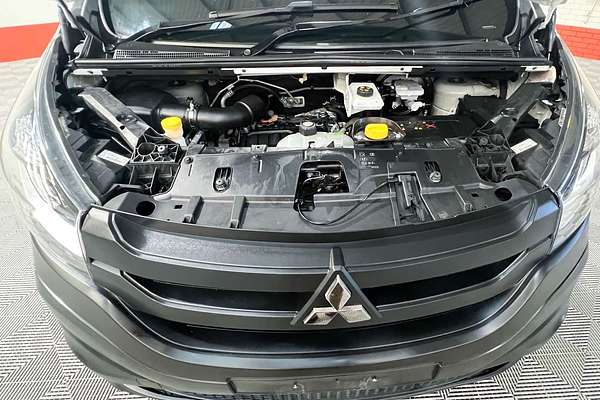 2020 Mitsubishi Express GLX SN LWB
