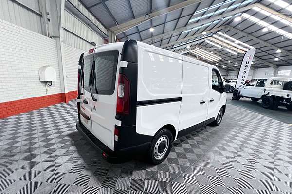 2020 Mitsubishi Express GLX SN LWB