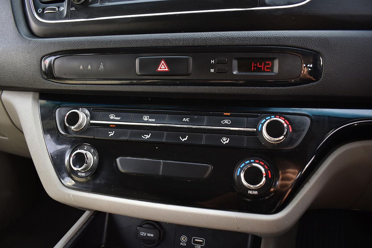2018 Kia Carnival S YP