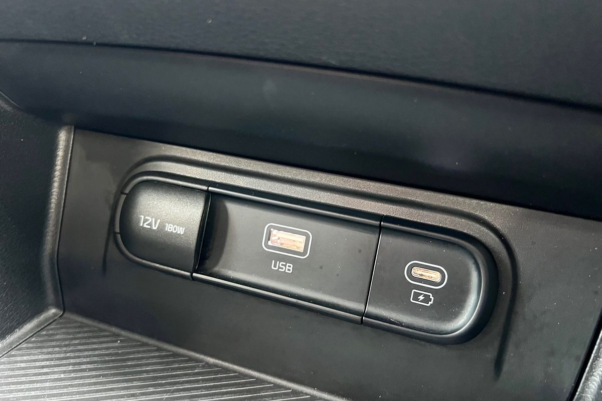 2021 Kia Sportage S NQ5