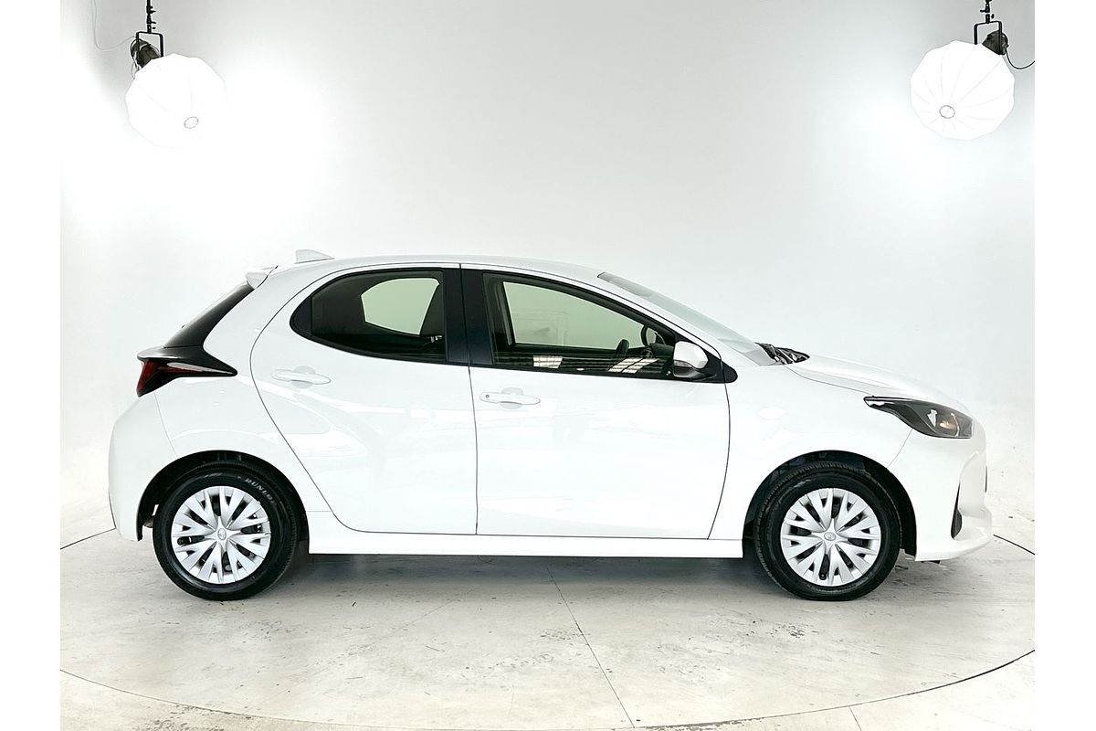 2024 Toyota Yaris Ascent Sport MXPA10R