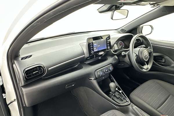 2024 Toyota Yaris Ascent Sport MXPA10R