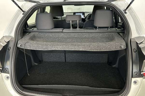 2024 Toyota Yaris Ascent Sport MXPA10R