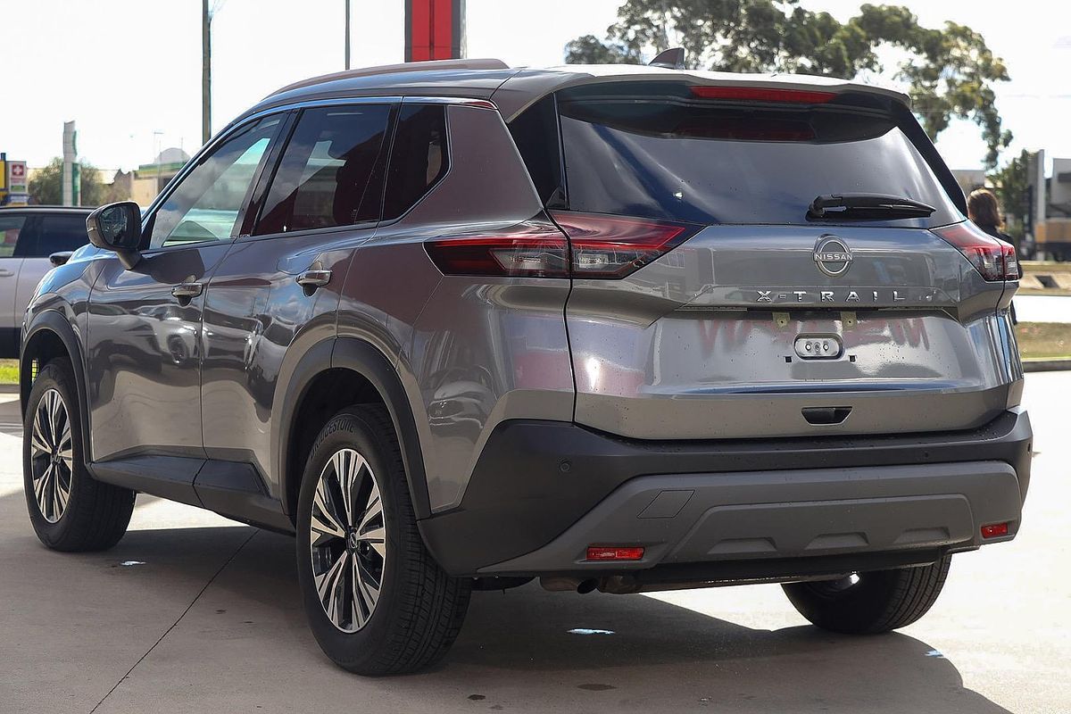 2024 Nissan X-TRAIL ST-L T33