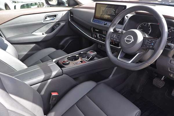 2024 Nissan X-TRAIL ST-L T33