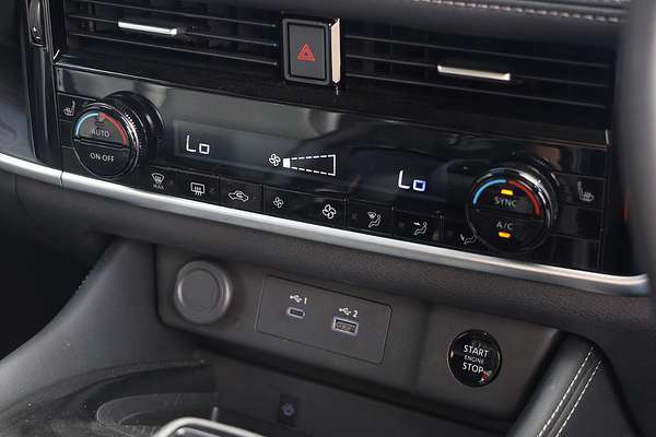 2024 Nissan X-TRAIL ST-L T33