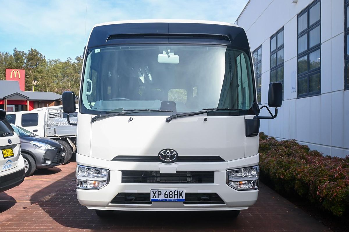 2025 Toyota Coaster GDB70R