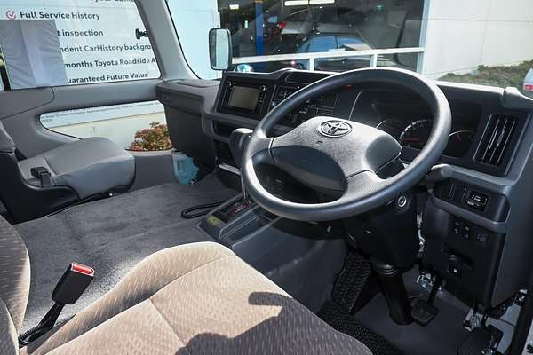 2025 Toyota Coaster GDB70R