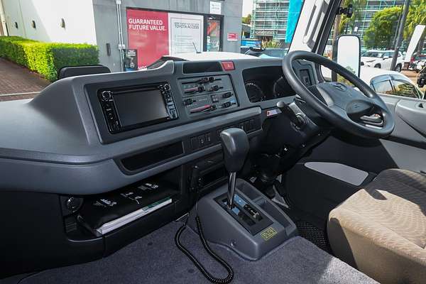 2025 Toyota Coaster GDB70R