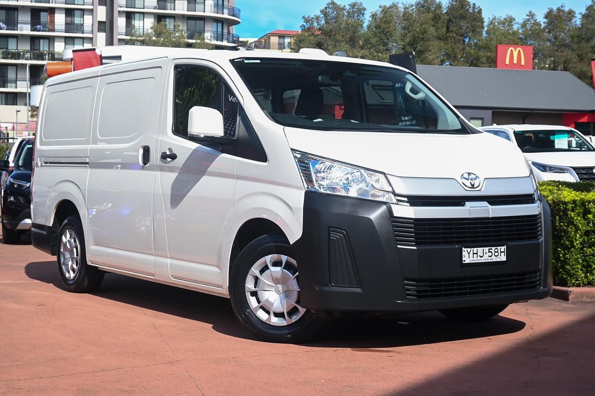 2022 Toyota Hiace GDH300R LWB