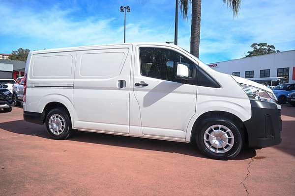 2022 Toyota Hiace GDH300R LWB