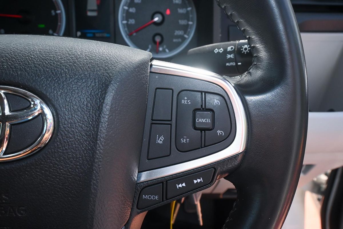 2022 Toyota Hiace GDH300R LWB