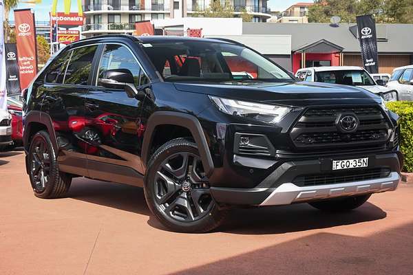 2024 Toyota RAV4 Edge AXAA54R