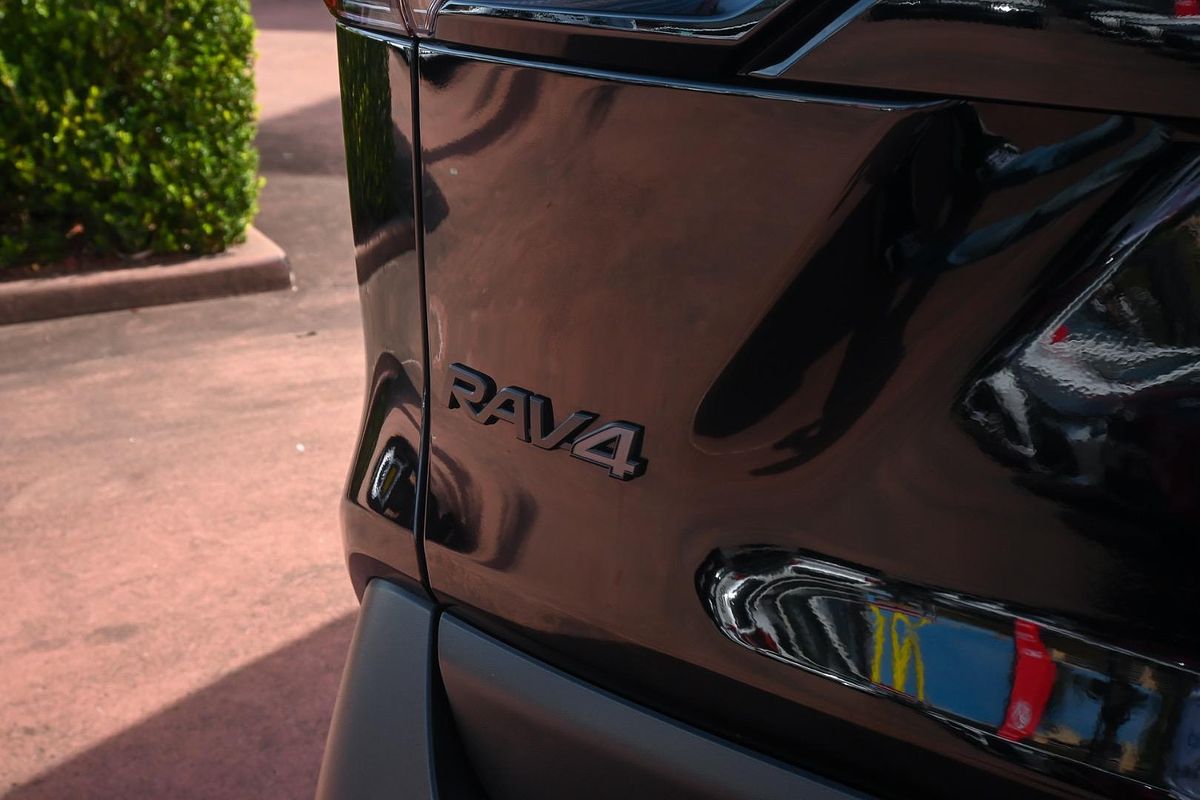 2024 Toyota RAV4 Edge AXAA54R