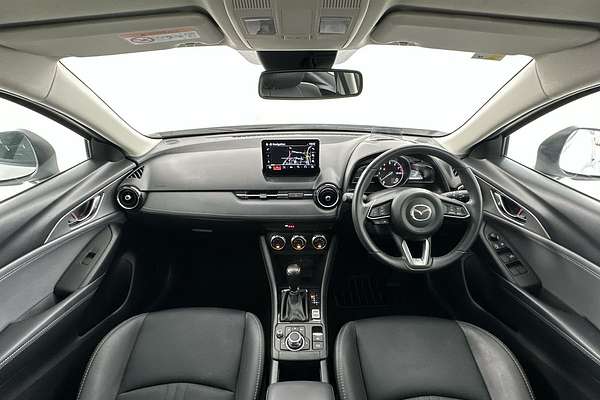 2022 Mazda CX-3 sTouring DK
