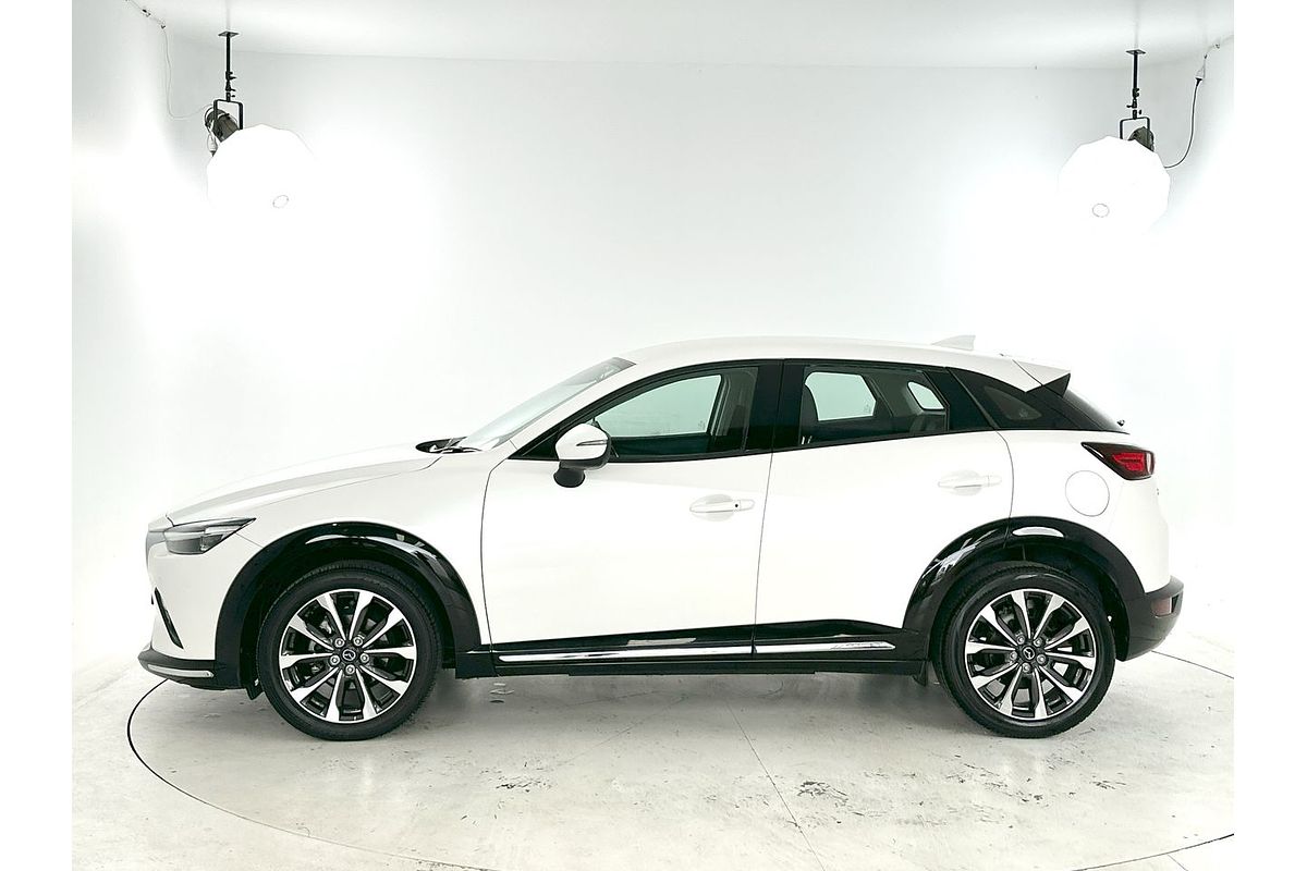 2022 Mazda CX-3 sTouring DK
