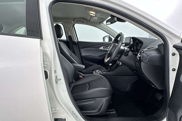 2022 Mazda CX-3 sTouring DK