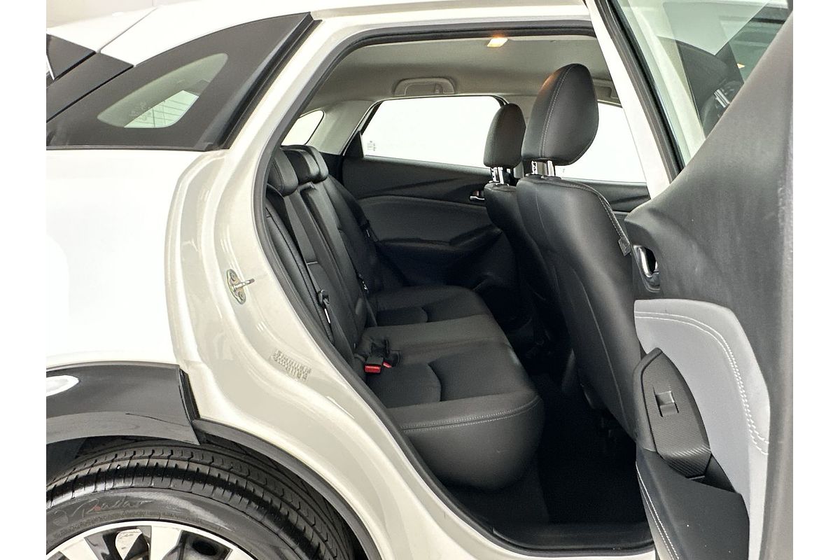 2022 Mazda CX-3 sTouring DK
