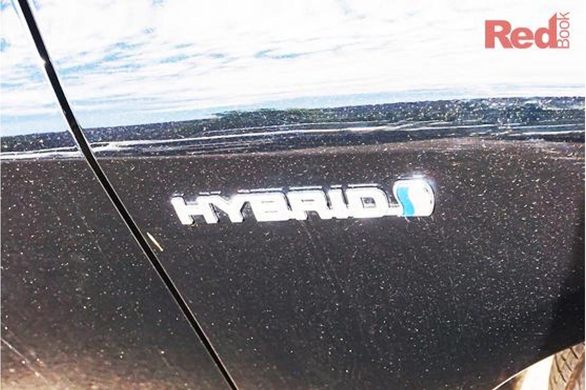 2025 Toyota Corolla SX Hybrid ZWE219R