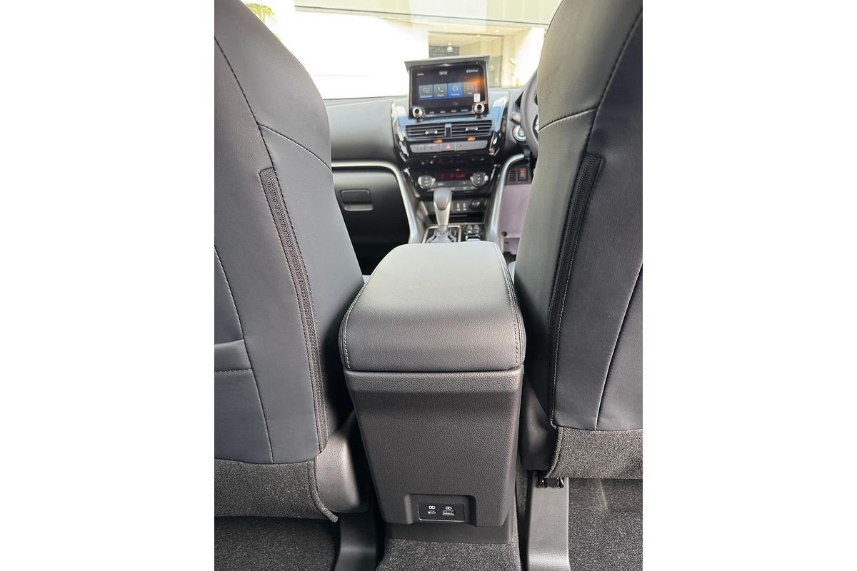 2024 Mitsubishi Eclipse Cross Black Edition YB