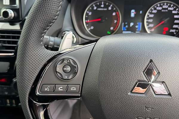 2024 Mitsubishi Eclipse Cross Black Edition YB