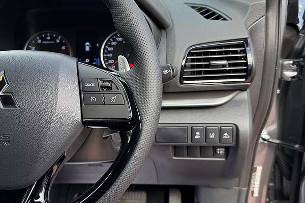 2024 Mitsubishi Eclipse Cross Black Edition YB