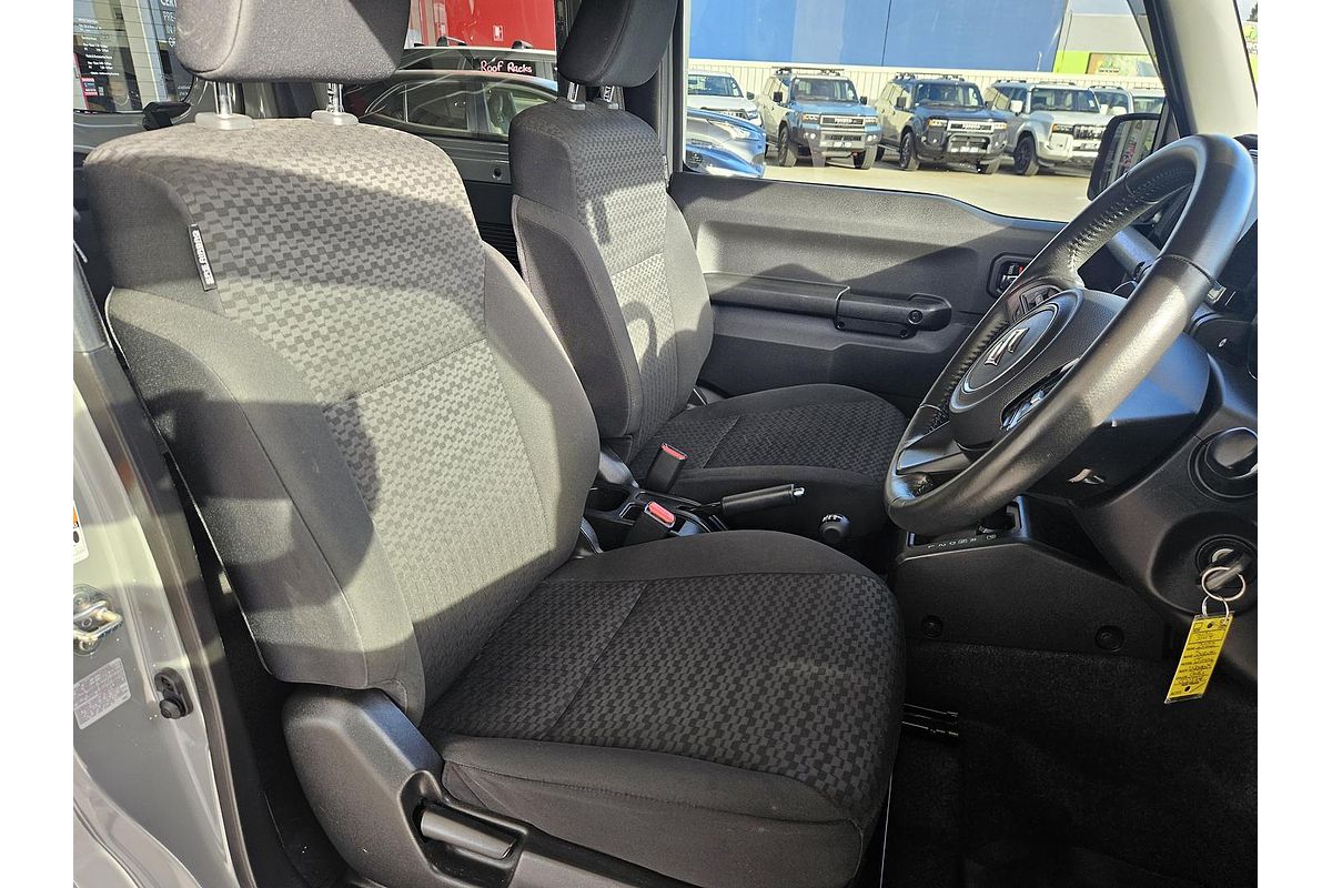 2022 Suzuki Jimny GLX GJ