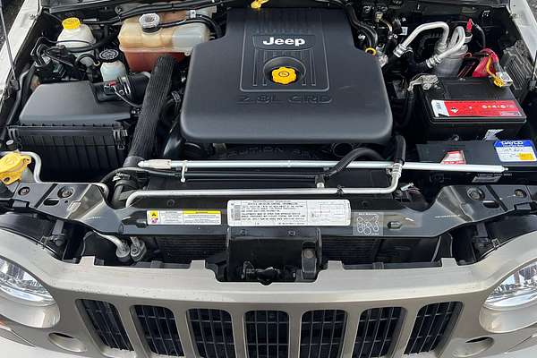 2006 Jeep Cherokee Limited KJ