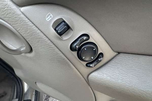 2006 Jeep Cherokee Limited KJ