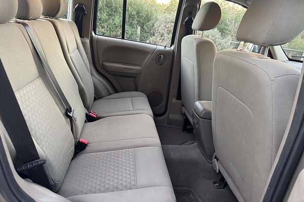 2006 Jeep Cherokee Limited KJ