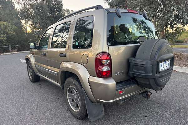2006 Jeep Cherokee Limited KJ
