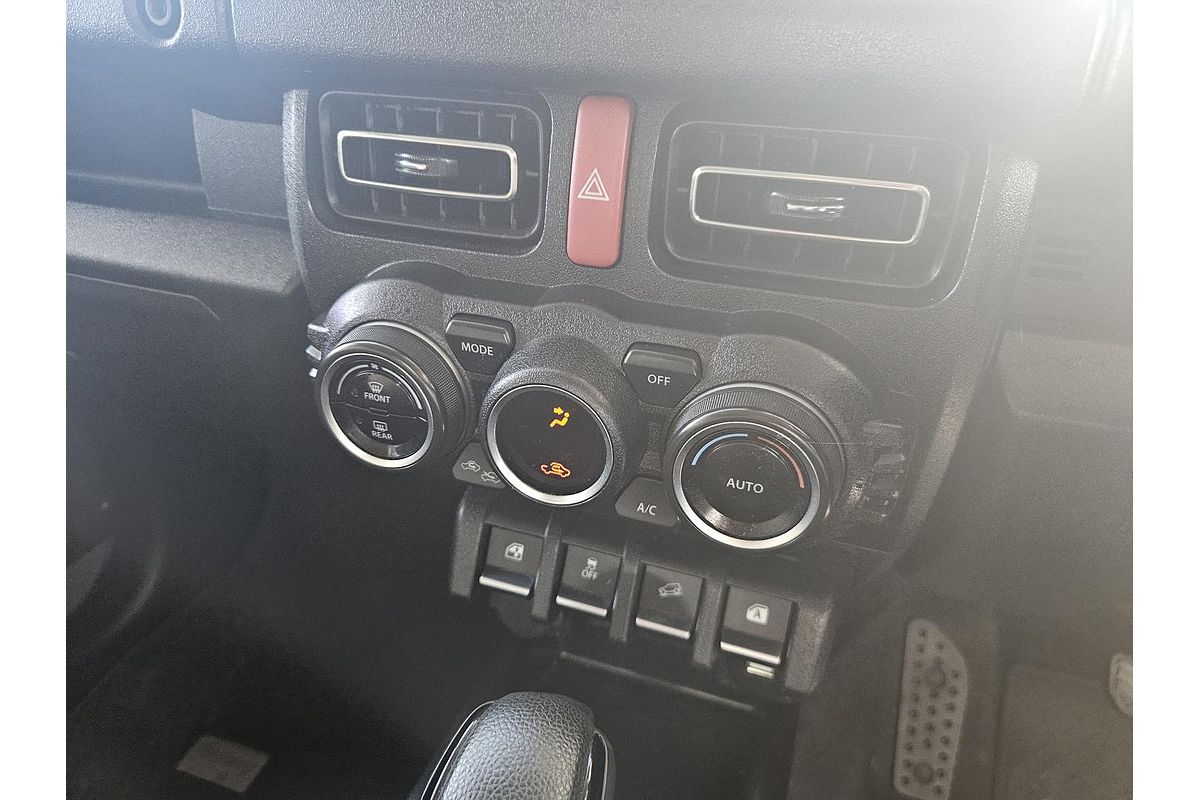 2022 Suzuki Jimny GLX GJ