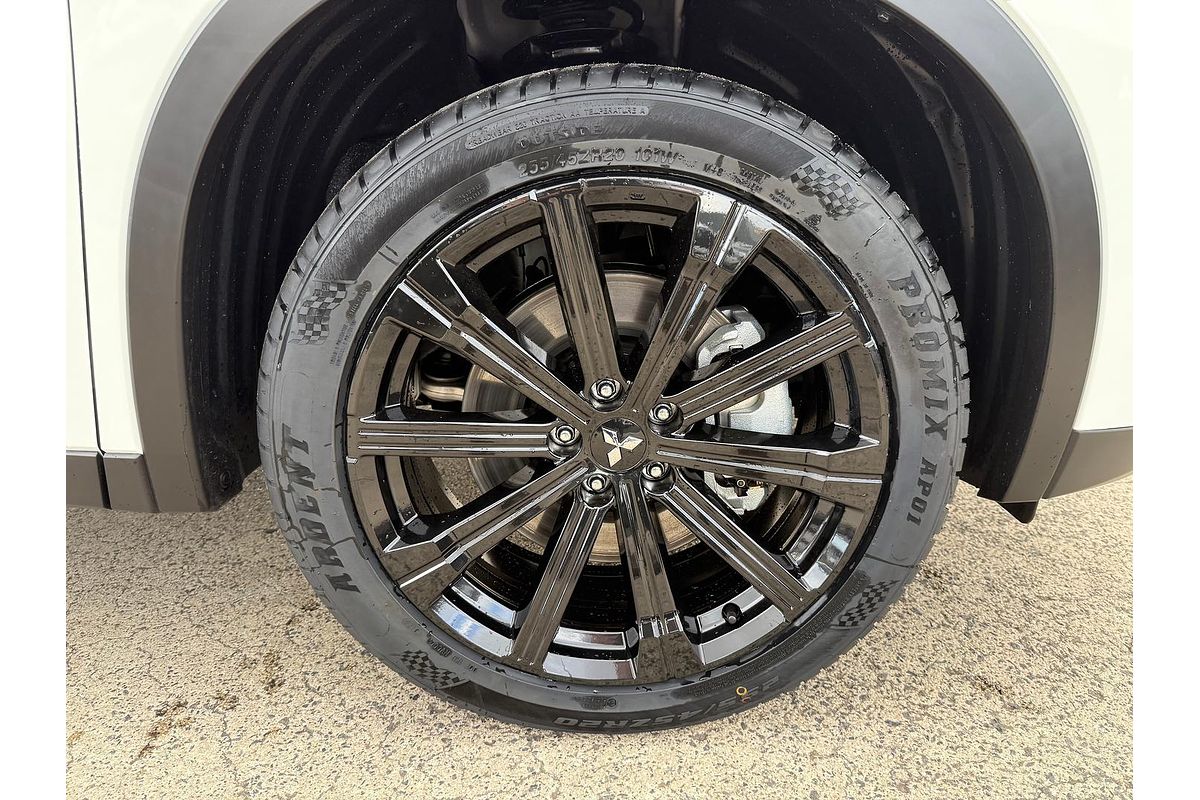 2024 Mitsubishi Outlander LS ZM