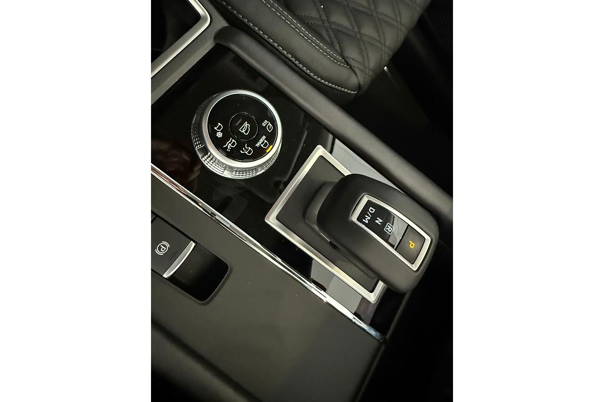 2024 Mitsubishi Outlander LS ZM