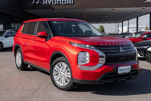 2022 Mitsubishi Outlander ES ZM