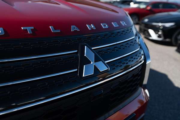 2022 Mitsubishi Outlander ES ZM