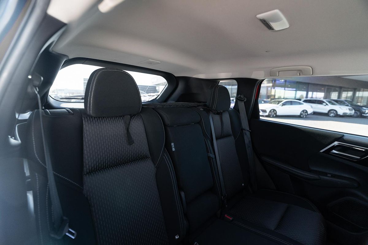 2022 Mitsubishi Outlander ES ZM