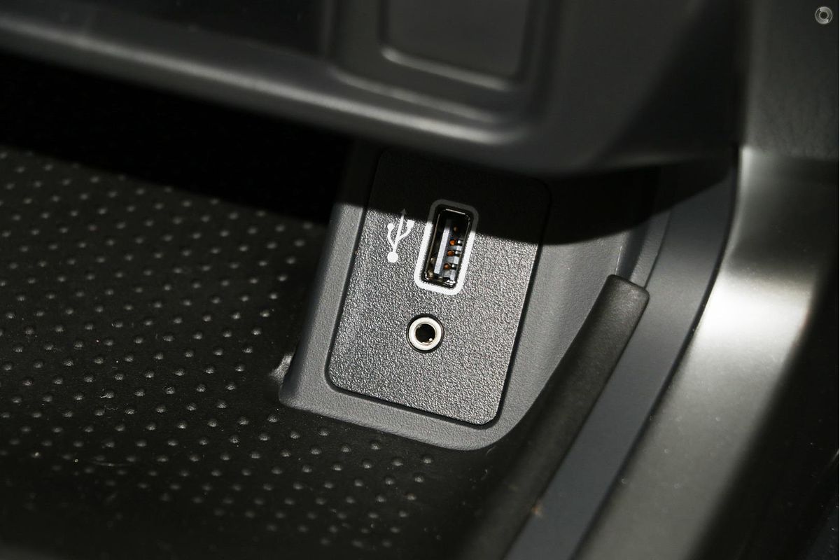 2025 Nissan Navara SL D23 Rear Wheel Drive