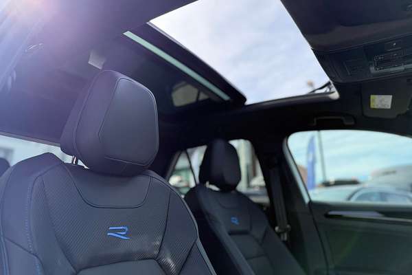 2024 Volkswagen T-Roc R D11