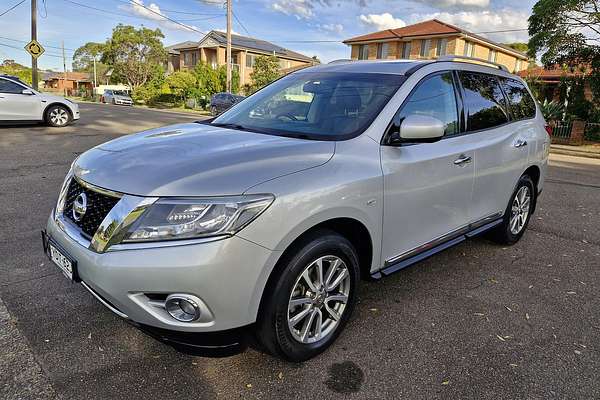 2016 Nissan Pathfinder ST-L R52