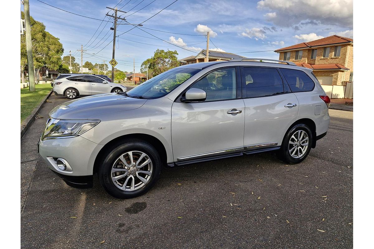2016 Nissan Pathfinder ST-L R52
