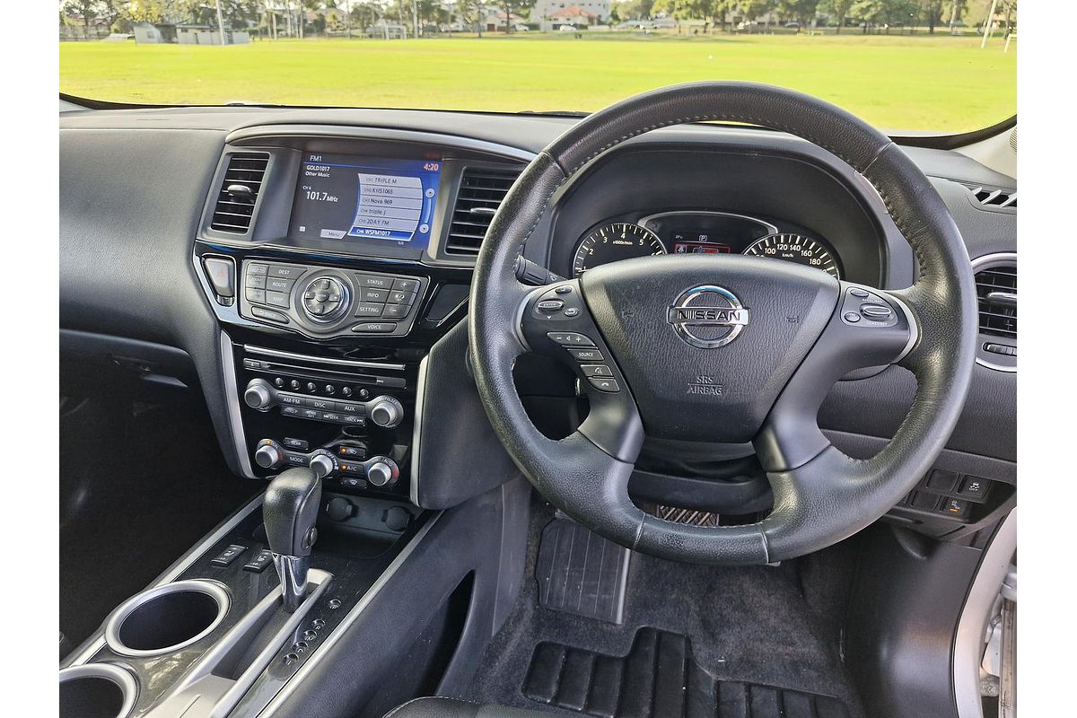 2016 Nissan Pathfinder ST-L R52