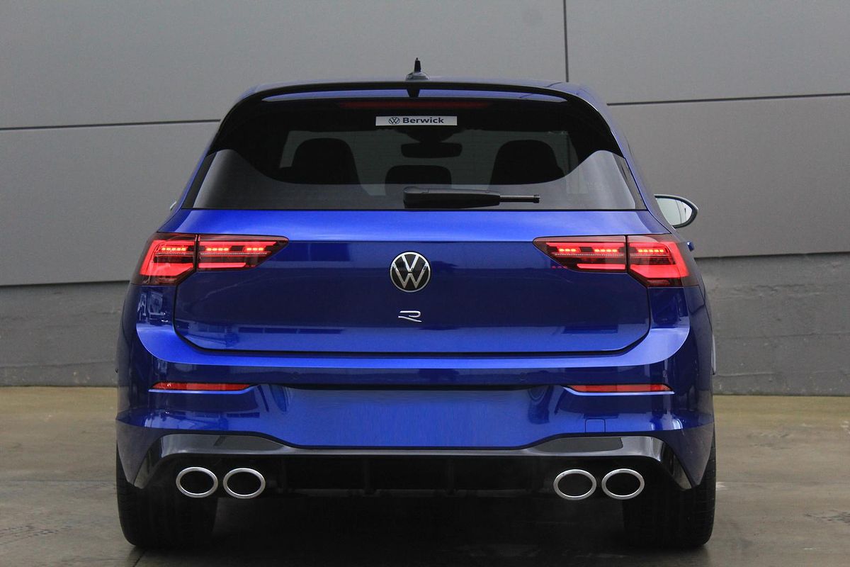 2024 Volkswagen Golf R 8