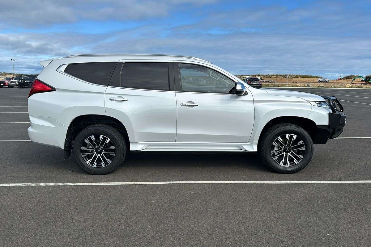 2024 Mitsubishi Pajero Sport GLS QG