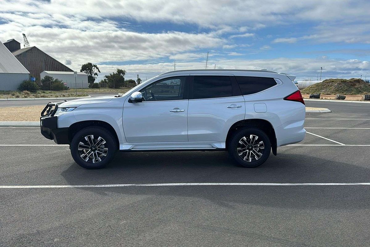 2024 Mitsubishi Pajero Sport GLS QG