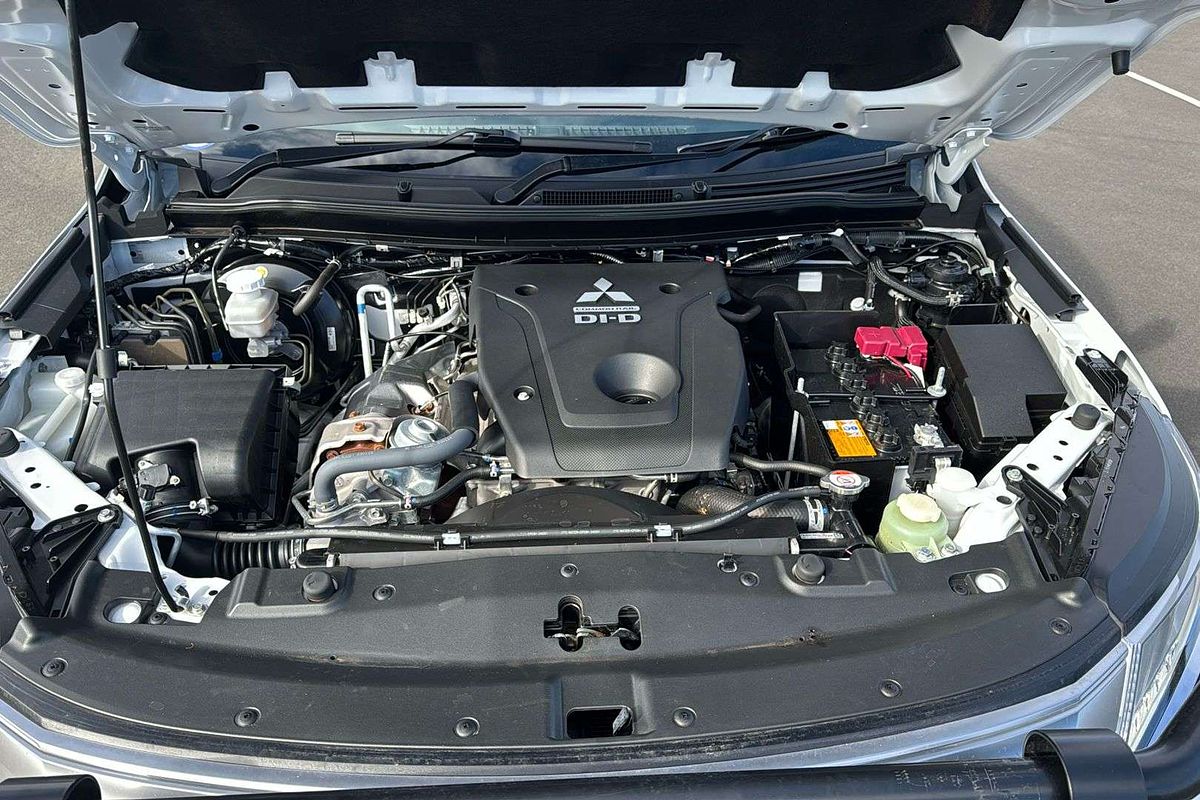 2024 Mitsubishi Pajero Sport GLS QG